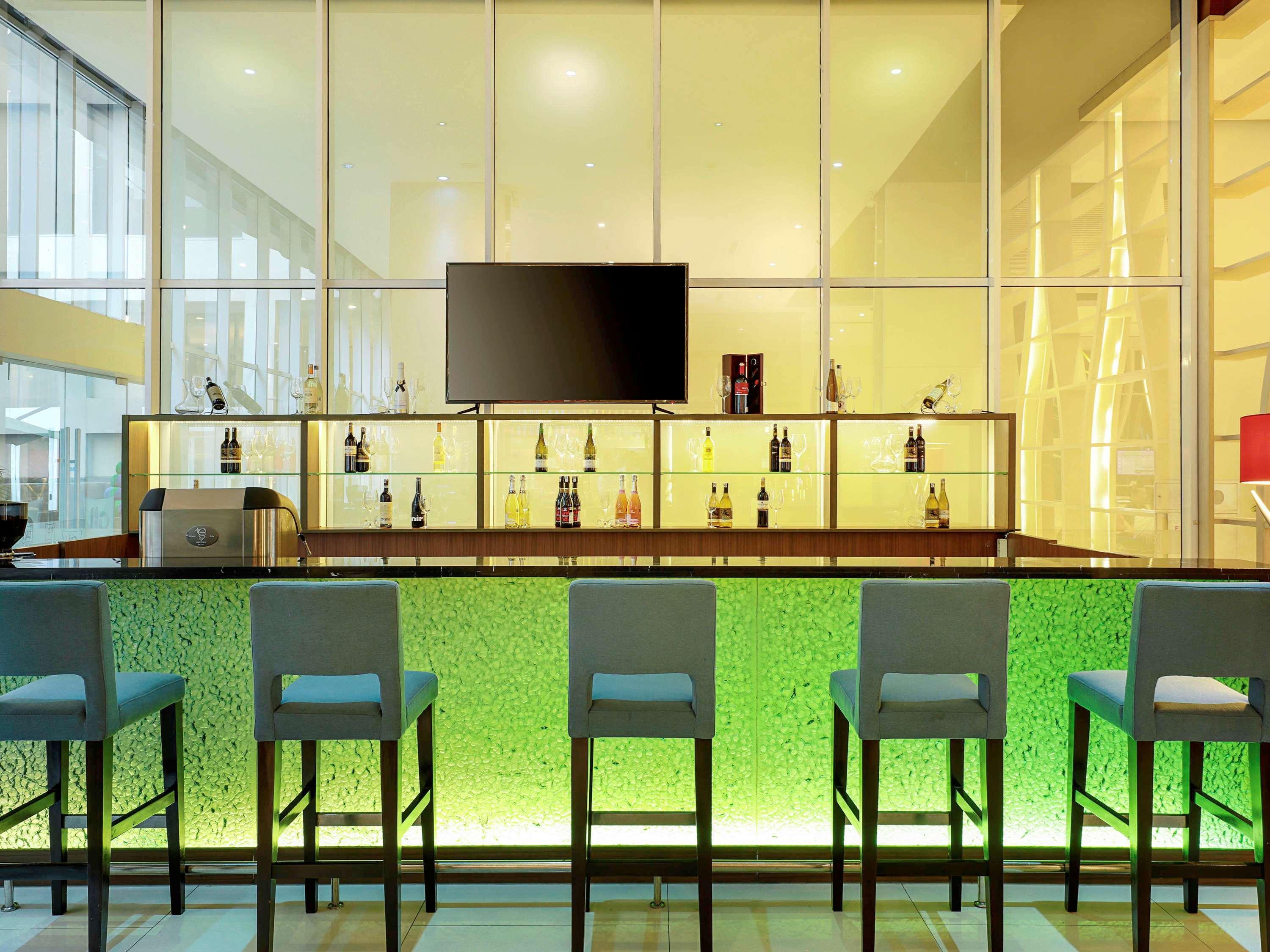 Ibis Styles Jakarta Gajah Mada Exterior photo