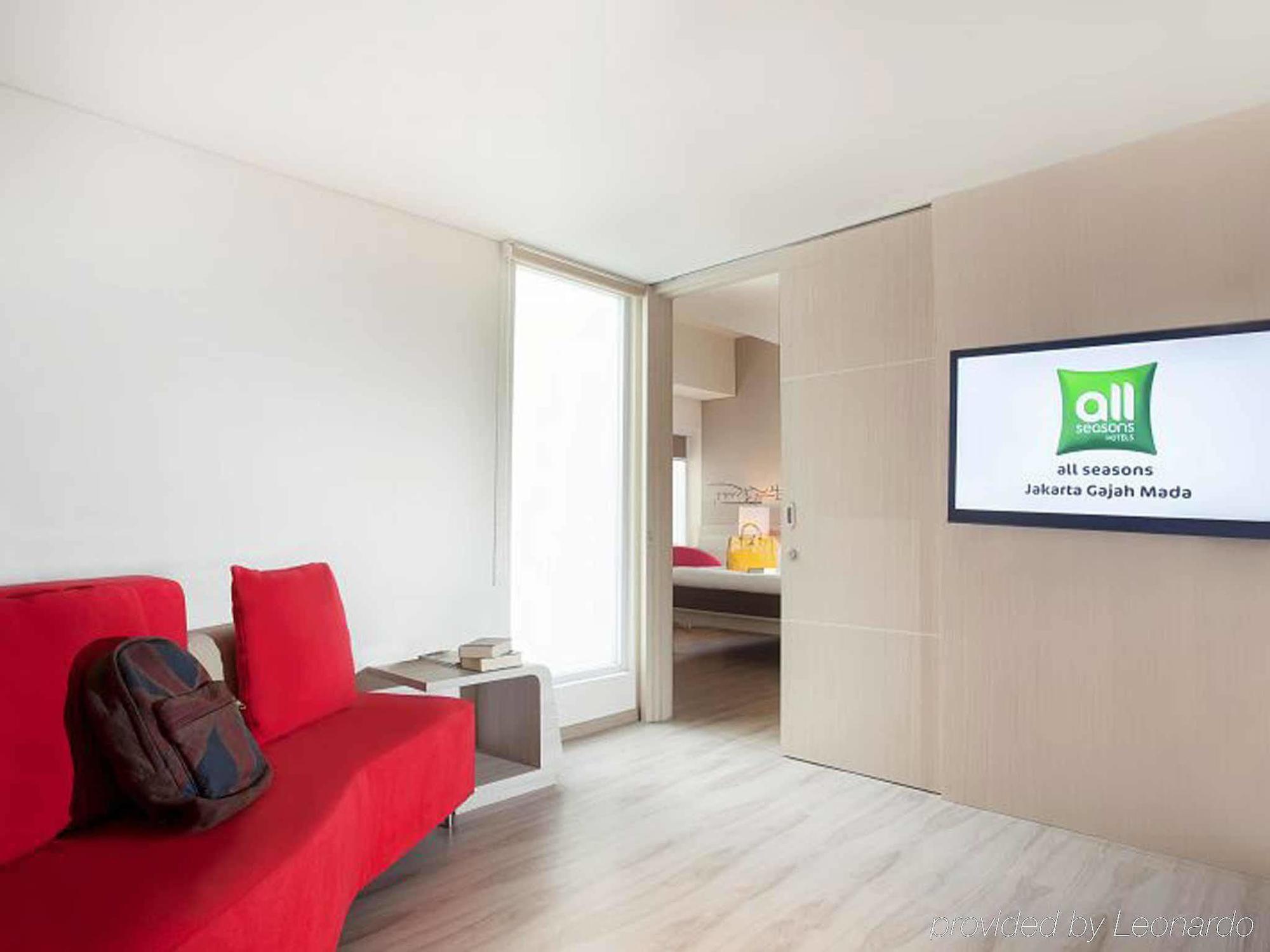 Ibis Styles Jakarta Gajah Mada Exterior photo