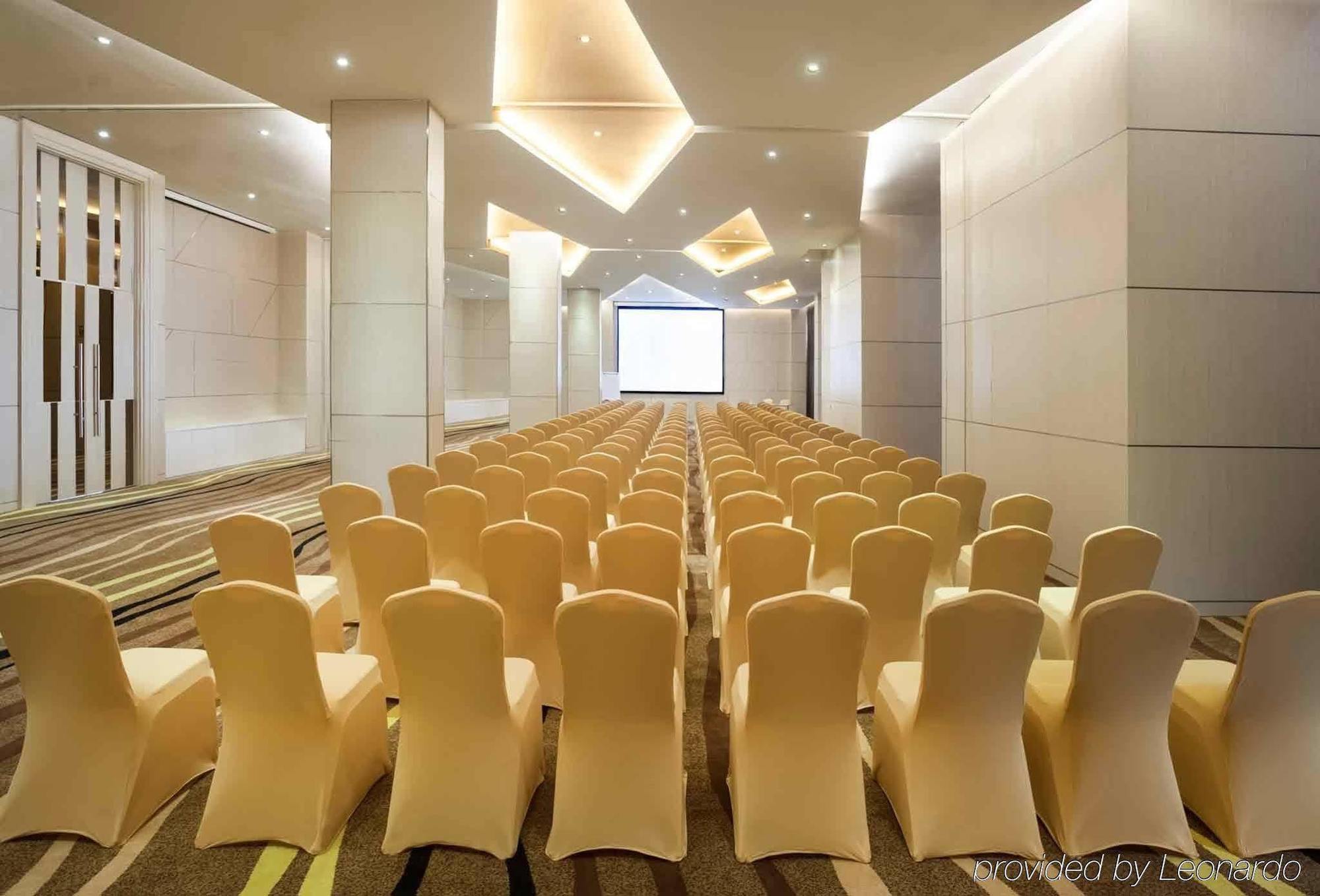 Ibis Styles Jakarta Gajah Mada Exterior photo